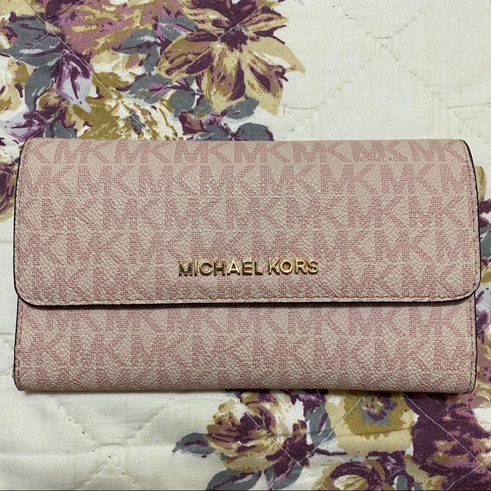 MICHAEL KORS Tri-Fold Leather Wallet